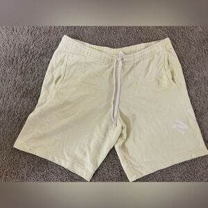 Men’s used Nike yellow seat pants shorts size XL Pre own items